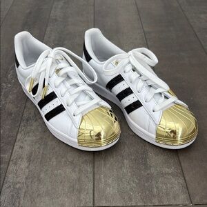NEW! Adidas Superstar Metal Toe Sneakers, size 7